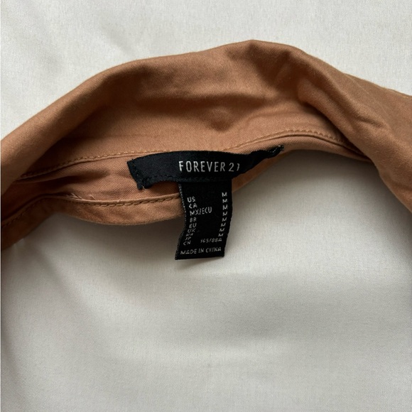 Top - Picture 2 of 3